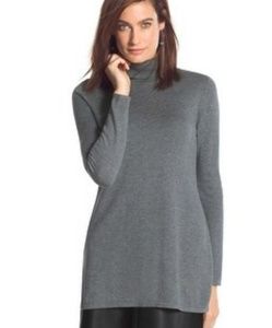 Chicos Mia lightweight turtleneck sweater